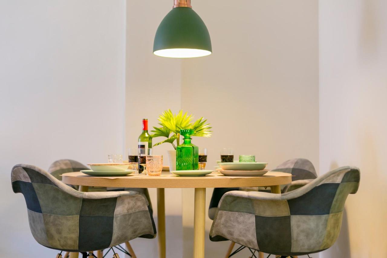 Montano II & Old Town By Ele Apartments มาลากา ภายนอก รูปภาพ